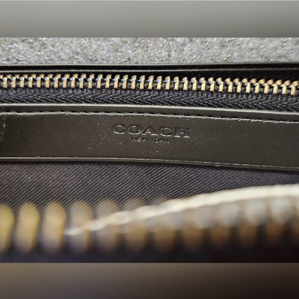 Coach Black Wallet with Rivets NWT - Picture 8 of 10
